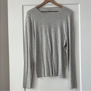 Abercrombie & Fitch Ribbed Long
Sleeve Baby Tee